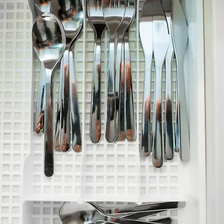 The Crown アパート *