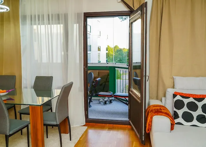 The Crown * 헬싱키